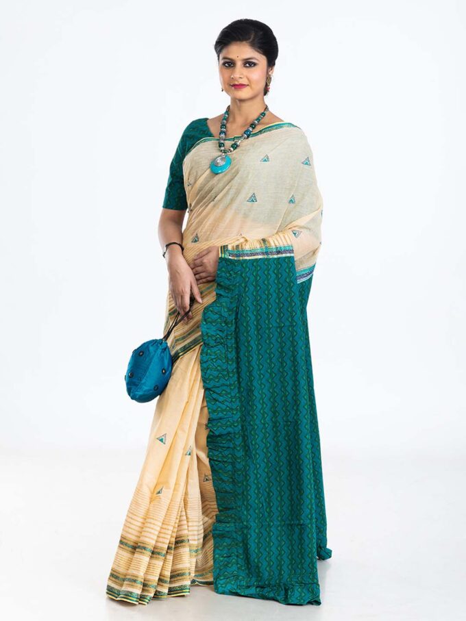 Cream Kantha Handloom Cotton Saree With Blue Pallu