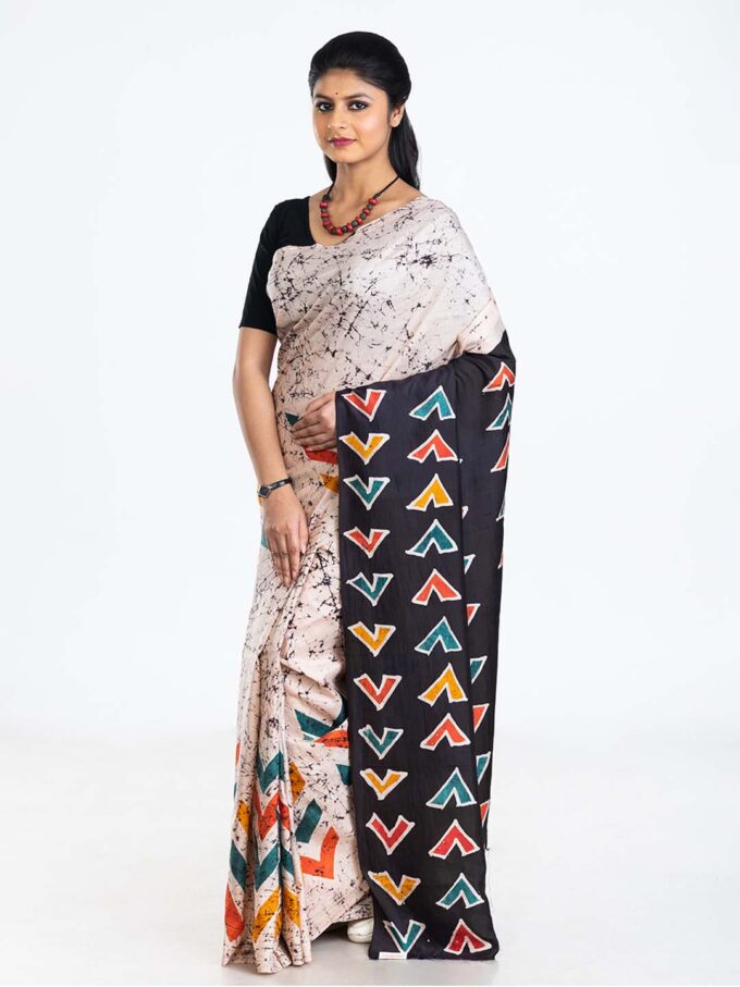 White Batik Silk Saree With Black Pallu