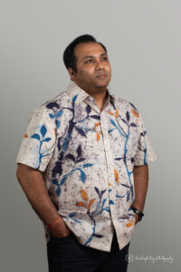 Style the Pujos: Men’s Batik Shirts for a Festive Twist